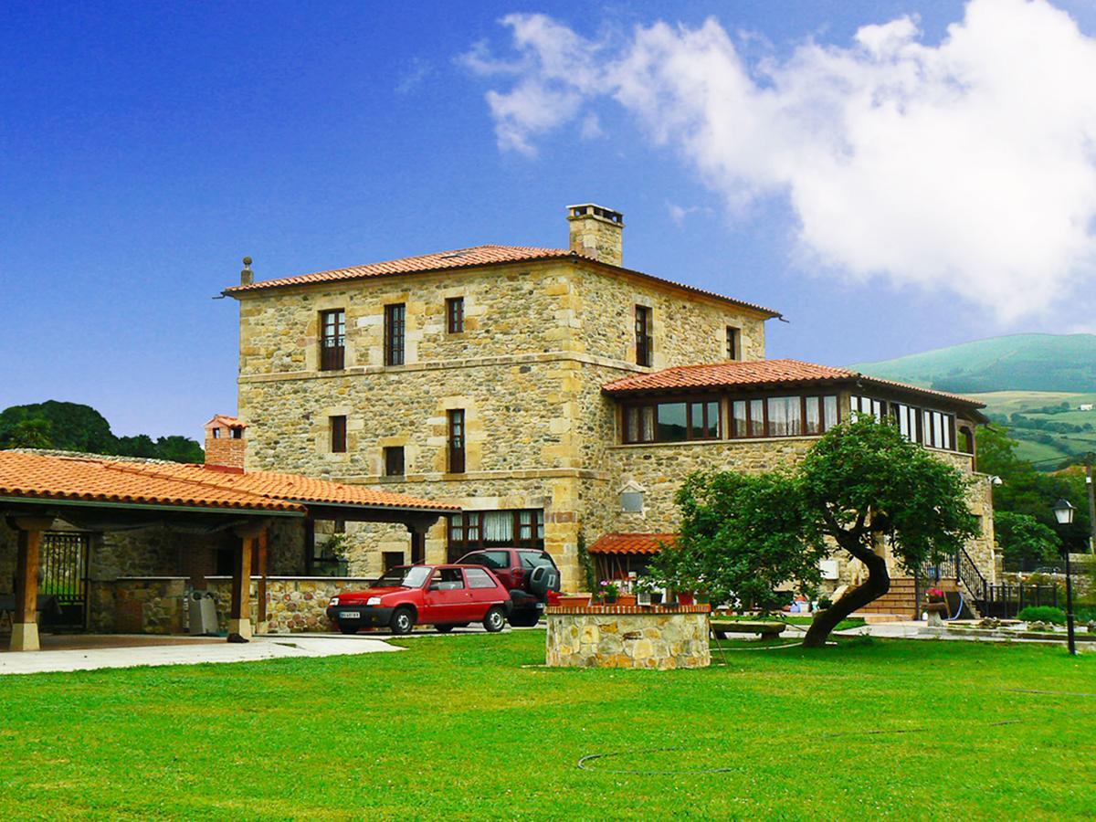 Posada Ribera Del Pas Iruz Exterior photo